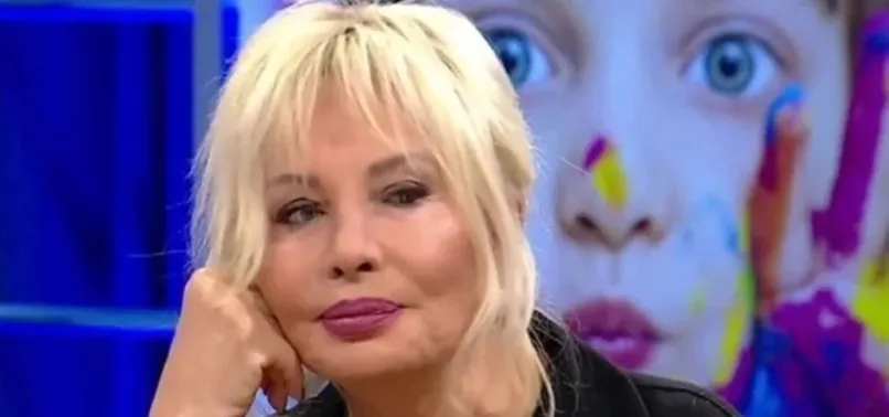 Emel Sayın'ın kardeş acısı: Fatoş Sayın hayatını kaybetti! Sosyal medyadan duyurdu