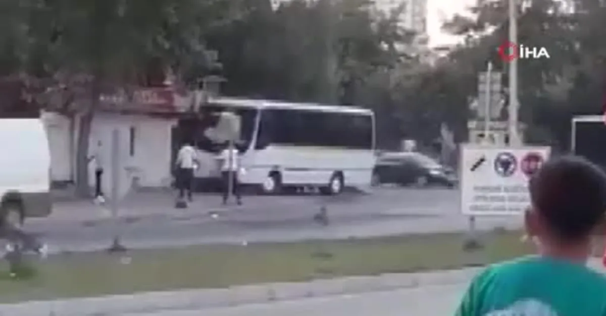 Mersin'de servis şoförü dehşet saçtı