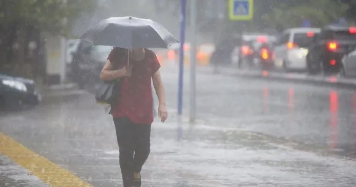 saganak-ve-kuvvetli-firtina-yolda-meteoroloji-uyardi-sicakliklar-dusecek-1718318552027.jpg İstanbul'da sağanak başladı! Meteoroloji ve AKOM'un uyarıları sonrası yağış etkisini gösterdi! İşte güncel hava durumu... - 6