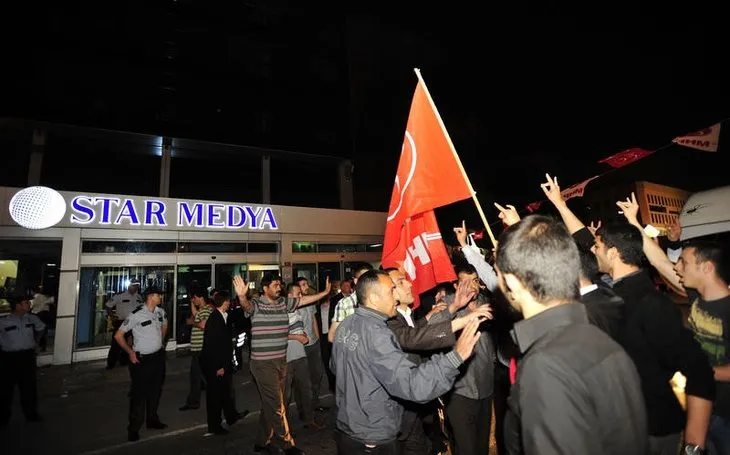 MHP’lilerden Star Gazetesi’ne saldırı