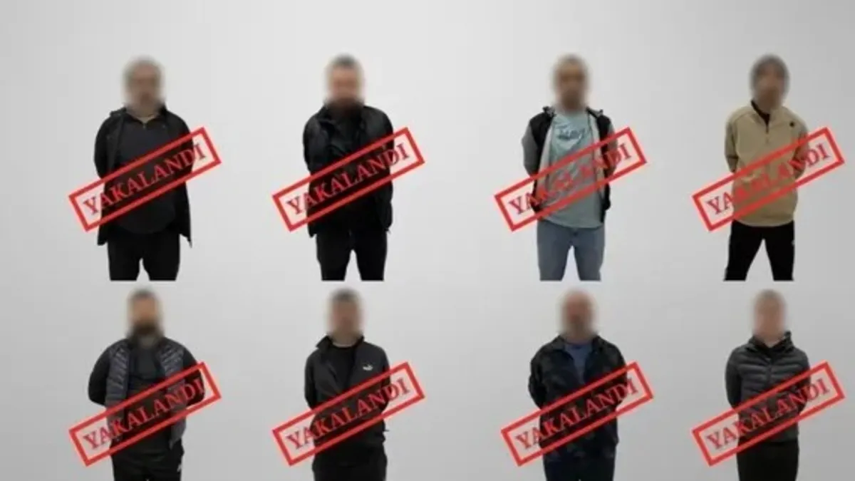 Kırmızı bültenle aranıyorlardı! Türkiye'ye getirildiler