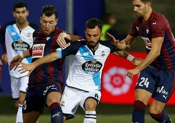 Emre, yine Deportivo'nun en iyisi