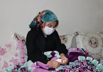 Ne uyuyabiliyor ne de yemek yiyebiliyor! 10 gündür hapşırıyor!