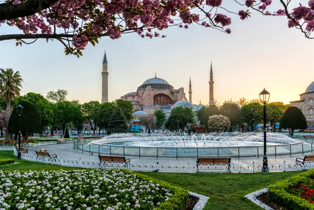 Ayasofya ne zaman müze oldu? Ayasofya Camii tarihi nedir? İşte Ayasofya hakkında bilgiler