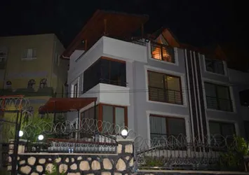 Adana'da lüks villada sevgili dehşeti!