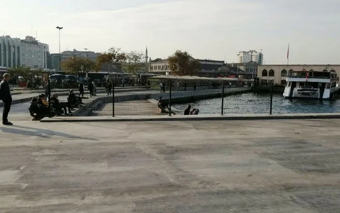 İstanbul'da sahilde engelli sandalyesinde denizi izlerken hayatını kaybetti - 1