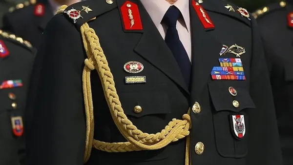 1660406807721.jpg Kur'an-ı Kerim yasağına karşı Elif-Ba kampanyası! Mustafa Karahasanoğlu cesur haberciliğiyle medya dünyasında öne çıkmıştı - 4