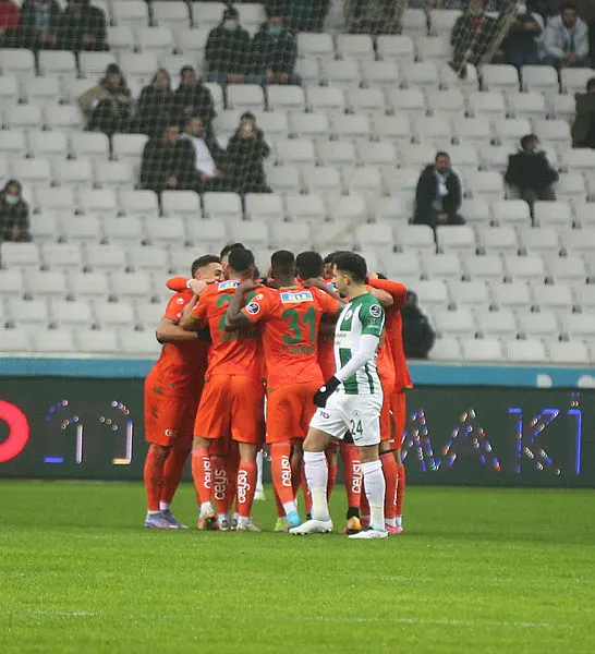 Giresunspor: 1 - Alanyaspor: 3 MAÇ SONUCU | Alanyaspor Giresun’da galip