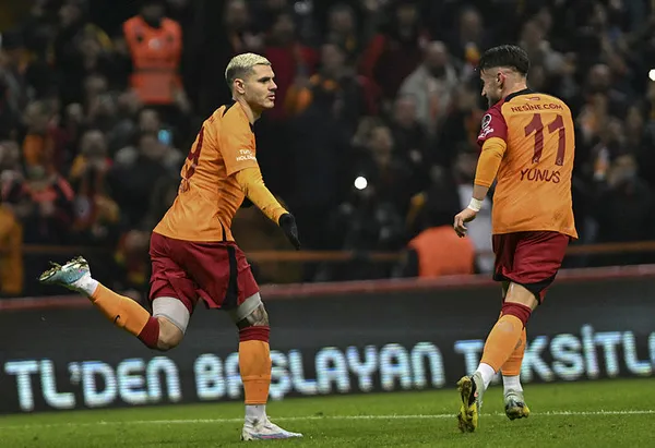 1675535119395.jpg Icardi'den Galatasaray yönetimine transfer talebi! Flaş iddiayı Erman Toroğlu duyurdu - 2