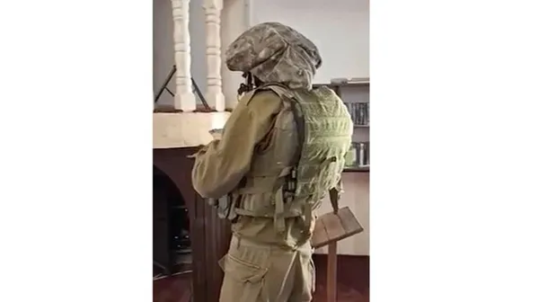 İşgalci İsrail askerlerinden camiye çirkin saldırı! Hoparlörlerden Yahudi duası okudular