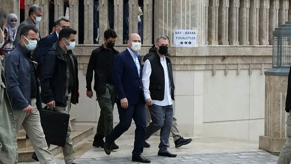 İçişleri Bakanı Süleyman Soylu Taksim Camii’ni ziyaret etti