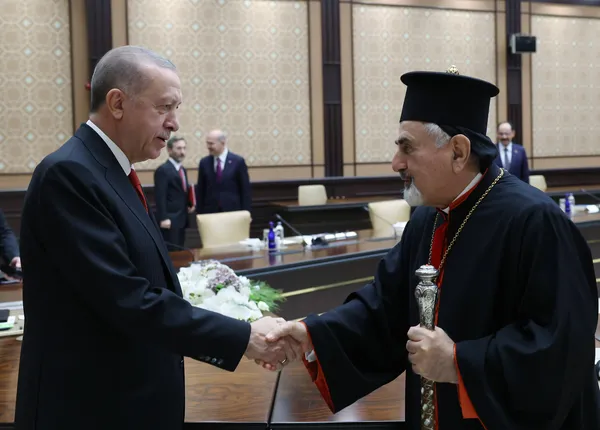 Başkan Erdoğan Moğolistan Ulusal Büyük Kuralı Başkanı Gombojav'u kabul etti! Anlamlı "Türk" hediyesi... - 8