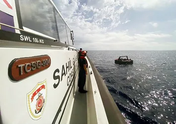 Datça ve Marmaris’te 70 göçmen kurtarıldı