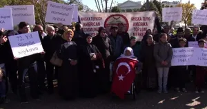 Ahıska Türkleri Beyaz Saray önünde toplandı