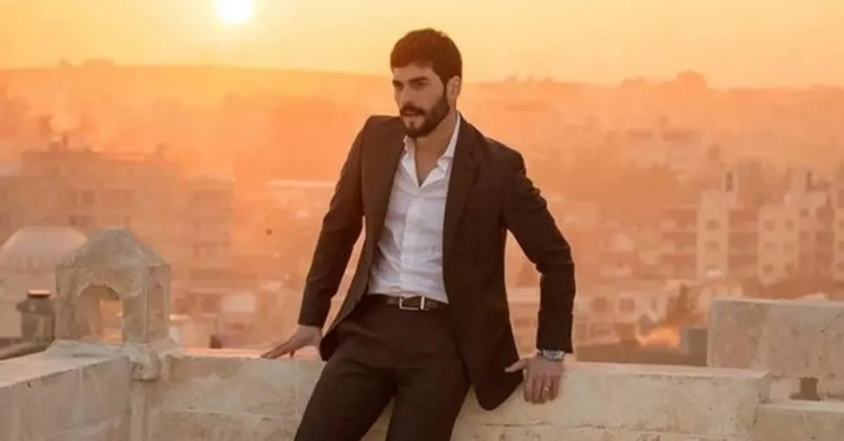 hercai dizisinde miran roluyle gonulleri fethetti akin akinozu nun sevgilisi bakin kimmis