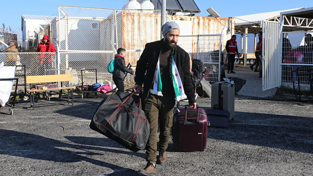 Suriyelilerin geri dönüşünü hızlandıracak hamle! Tüm illere genelge gönderildi