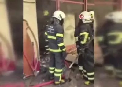 İş yerinde çıkan yangın paniğe neden oldu