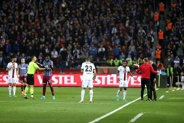 ramazan-bayraminda-cifte-bayram-kutlayacagiz-trabzonspor-teknik-direktoru-abdullah-avcidan-besiktas-maci-sonra-1649017020460.jpg Ramazan Bayramında çifte bayram kutlayacağız! Trabzonspor teknik direktörü Abdullah Avcı'dan Beşiktaş maçı sonrası açıklamalar - 4