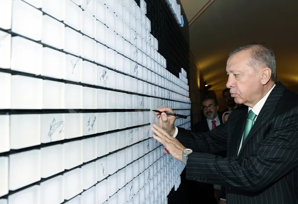 Son dakika: Blokzincir İstanbul Programı! Başkan Erdoğan'dan önemli açıklamalar | Yunanistan'a "Tayfun" göndermesi - 4