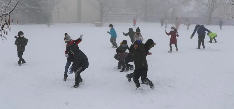 Sibirya soğukları Türkiye’yi esir aldı! Kar yağışı devam edecek mi? İşte bölge bölge hava durumu raporu