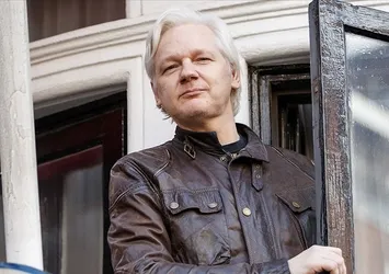 İngiltere mahkemesi Assange'ın ABD'ye iade edilmesine karar verdi