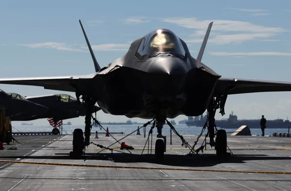 ABD'de F-35 krizi! Teslim etmeyecekler! Motorunda tespit edilince ortalık karıştı - 3