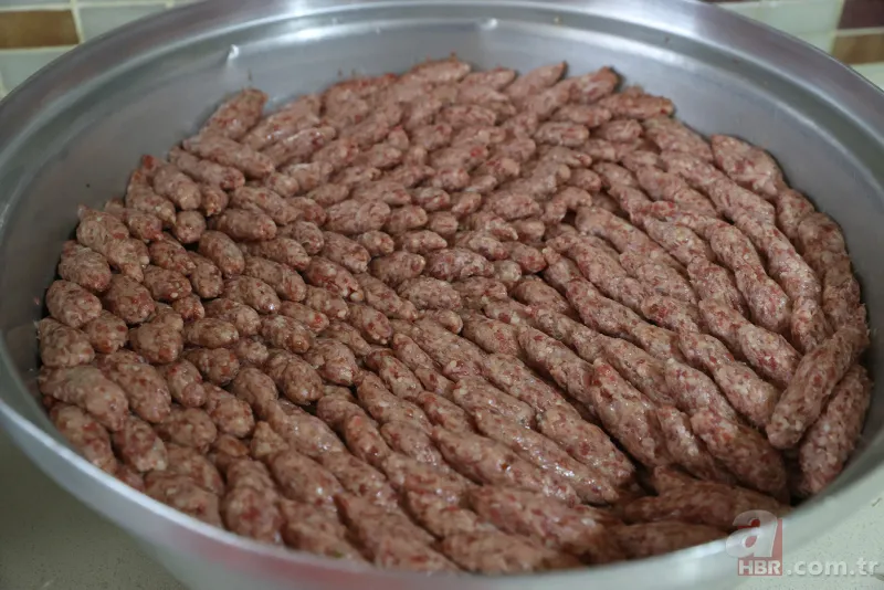 Önce haşlanıyor sonra kızartılıyor! Edirne’nin sokak lezzetine doyum olmuyor 4