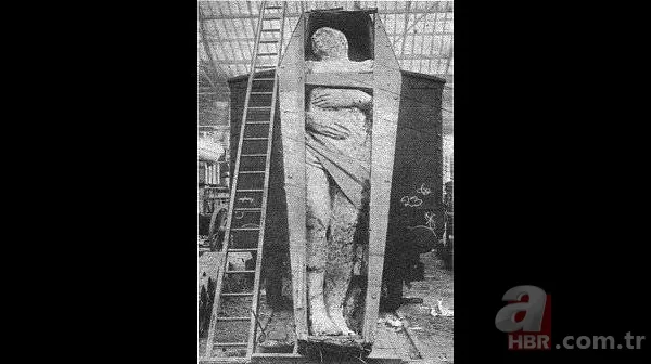 Bilim insanları Aztekler’e ait kafatasları karşısında şoke oldu! Kafatası kulesi… 17