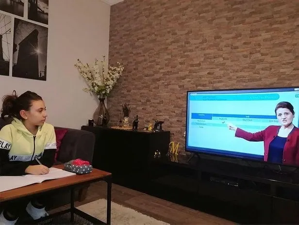 EBA TV'de yeni dönem: "Sinema Kuşağı" başlıyor! İlk film Altın Ayı ödülü alan "Bal" olacak - 1