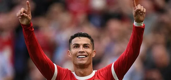 Cristiano Ronaldo gollerle döndü! Kırmızı Şeytanlar lideriyle güldü