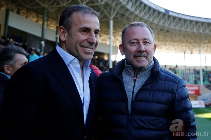 Alanyaspor Başakşehir maçından fotoğraflar