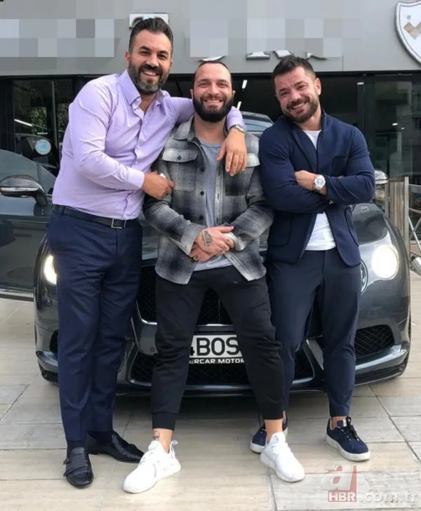 Emre Belözoğlu’nun servet değerindeki arabası ilgi odağı oldu! 19