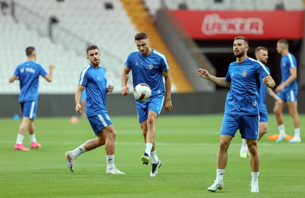 besiktas-tirana-maci-canli-izle-uefa-avrupa-konferans-ligi-bjk-tirana-mucadelesi-kesintisiz-full-hd-anlik-canl-1690480355202.jpg Beşiktaş-Tirana maçı CANLI SONUCU | UEFA Avrupa Konferans Ligi BJK-Tirana maçı kaç kaç bitti? - 5