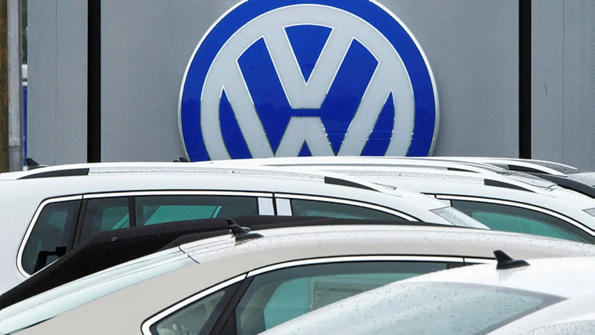Volkswagen'den şok karar! 3 fabrikasını kapatıyor