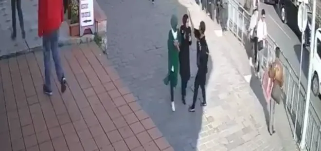 İstanbul’da başörtülü kadınlara yumruklu saldırı