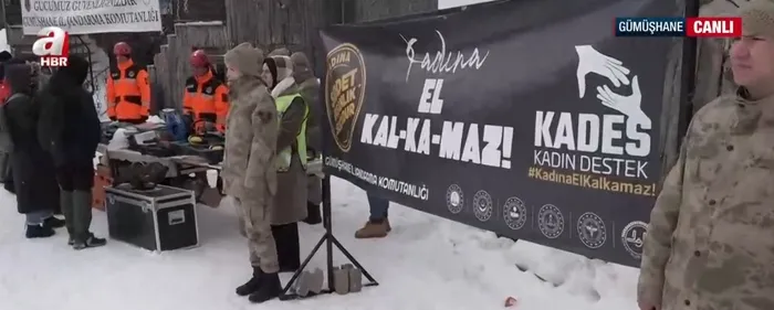 cig-aninda-neler-yapilmali-jandarmadan-ogrencilere-arama-kurtarma-egitimi-a-haber-gumushanede-1738924979267.jpg A Haber - Ekran Görüntüsü