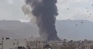 İsrail’den Yemen’e yoğun hava saldırısı!