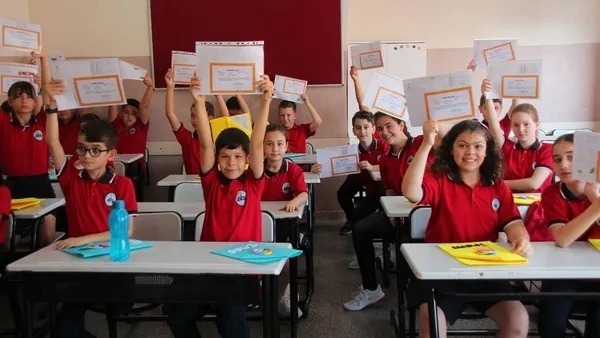 Son dakika: Milli Eğitim Bakanı Ziya Selçuk duyurdu! YKS ve LGS ertelenecek mi? Öğretmen ataması yapılacak mı?