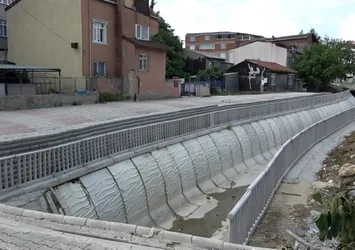CHP'li İBB'den Arnavutköy'de çileden çıkaran hizmet! Halk şoke oldu