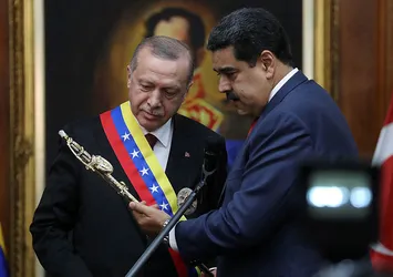 Maduro'dan Başkan Erdoğan'a sıra dışı hediye