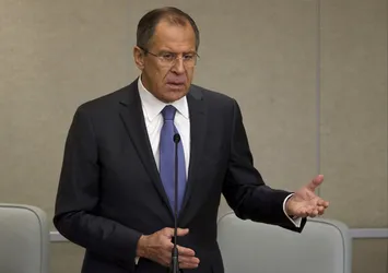 Lavrov: Suriye hükümeti ve muhalifler görüşüyor