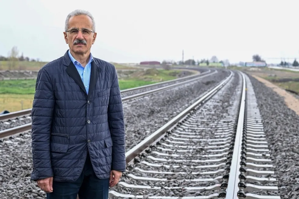 1787831881883.jpeg 153 yıllık demiryolu hattında göçmen leylekler için seferberlik! - 1