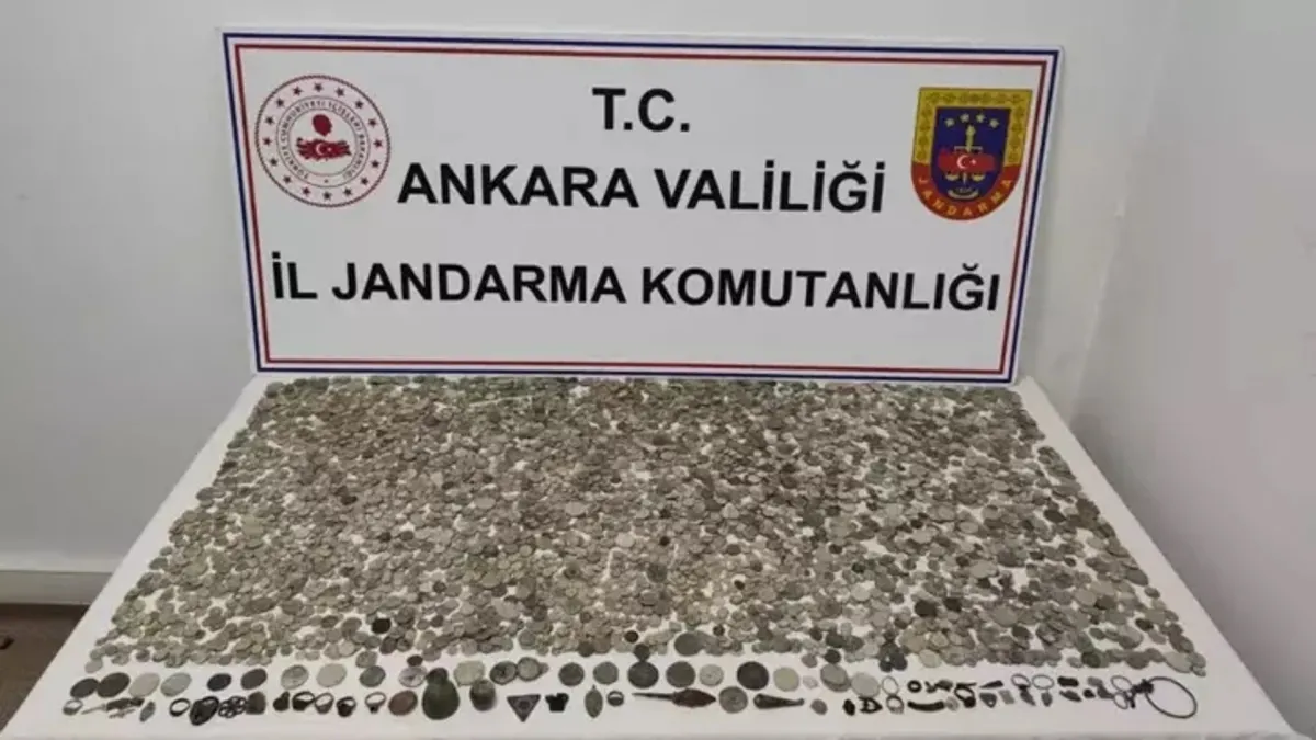 Ankara'da 3 milyon lira değerinde tarihi eser ele geçirildi