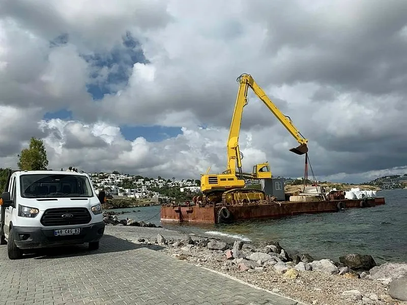 Bodrum Da Kepceyle Denize Girmilerdi Mugla Cevre Ve Sehircilik Il Mudurlugu Harekete Gecti