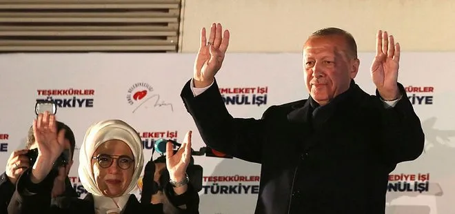 Başkan Erdoğan’dan balkon konuşması