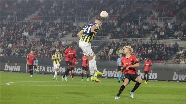 FB Rennes maçı saat kaçta, hangi kanalda? Şifreli mi şifresiz mi? 2022 UEFA Avrupa Ligi Fenerbahçe Rennes maçı ne zaman?