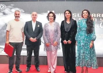 Hülya Koçyiğit: "Filistin'de yaşananlar yüreğimizi parçalıyor"