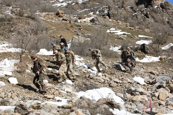 Hakkari’de PKK’ya dev operasyon! Çakallara dar edin buraları