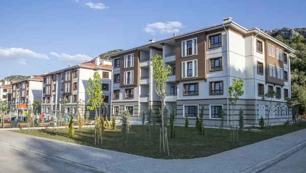 kira-ve-konut-fiyatlari-icin-cozum-ne-olacak-calisma-ekonomisti-tarkan-zengin-hukumetin-planini-3-madde-ile-ac-1687382127291.jpg Kira ve konut fiyatları için çözüm ne olacak? Çalışma Ekonomisti Tarkan Zengin hükümetin planını 3 madde ile açıkladı - 7