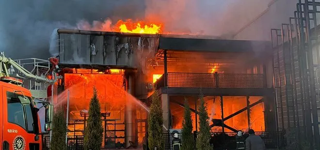 Kütahya’da fabrika yangını: Çok sayıda ekip sevk edildi